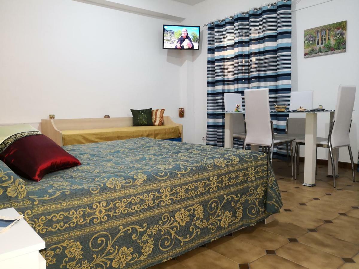 Monolocale Trappitello - Apartments Taormina Buitenkant foto